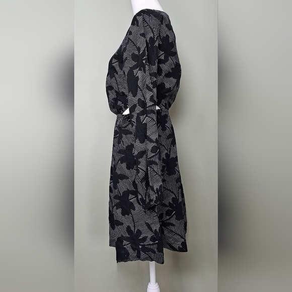 Womens Balloon Sleeve Mini A-Line Dress | Universal Thread | Black Floral | XS - Picture 4 of 12